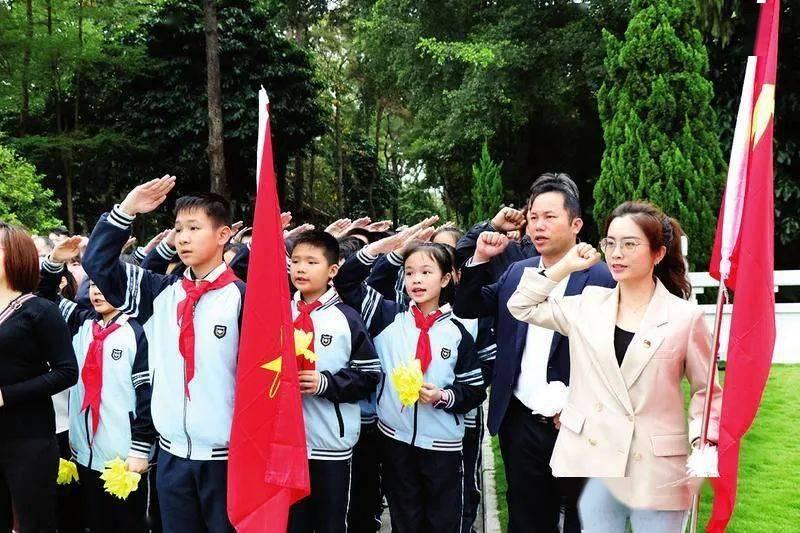 逃离森林边缘